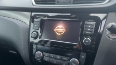 Nissan Qashqai 1.3 DiG-T N-Connecta 5dr Petrol Hatchback